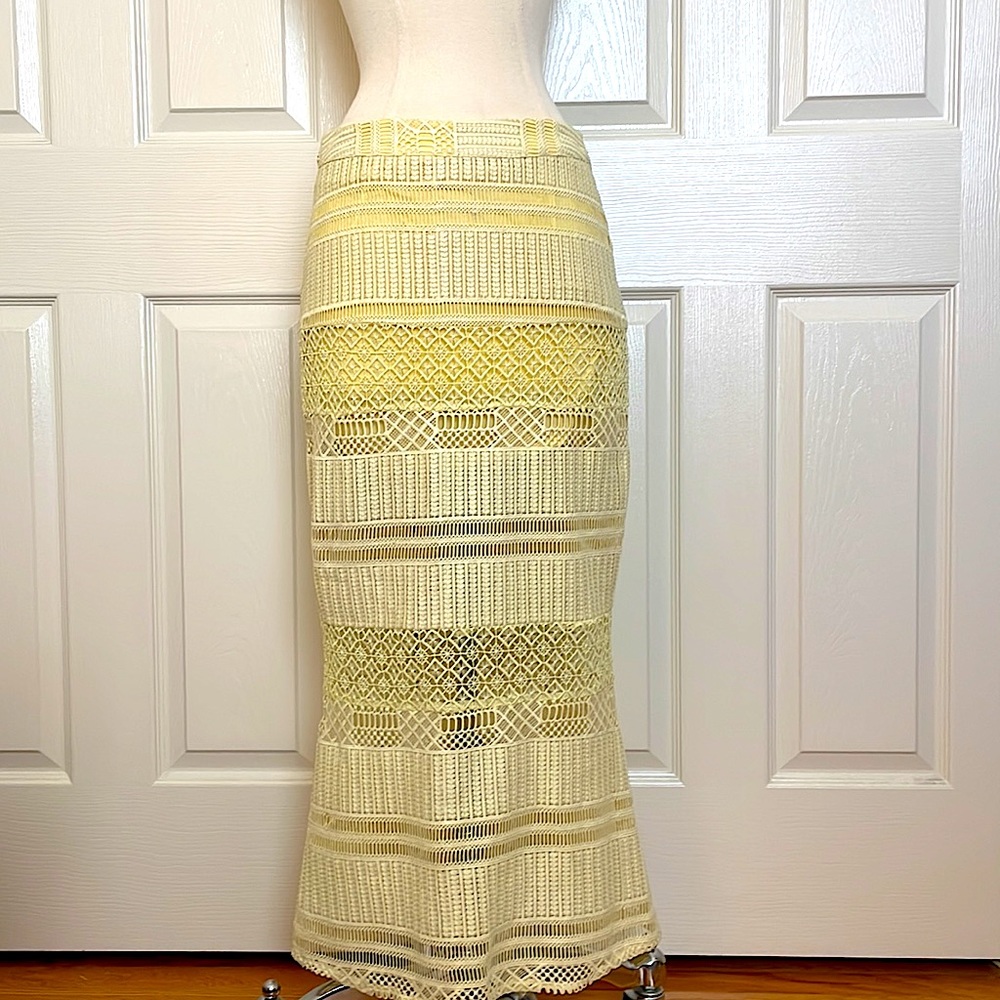 Foxiedox Pastel Light Yellow Lace Skirt